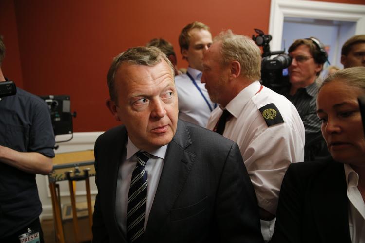 KRITIK. Lars Løkke Rasmussen vil vente med at konkludere på debatten om Venstres fremtid til hovedbestyrelsesmødet næste tirsdag. 