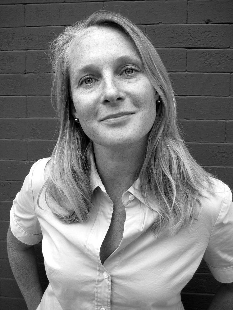 Kvindeliv. Piper Kerman har blik for kvindernes liv i fængslet, men langer også ud efter systemets svigt. 