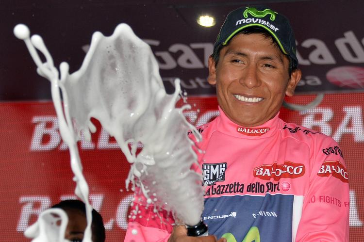 AFSLAPPENDE. Efter et bevæget døgn fik Nairo Quintana en mere rolig dag i feltet, inden han atter fik den lyserøde førertrøje trukket over hovedet. 