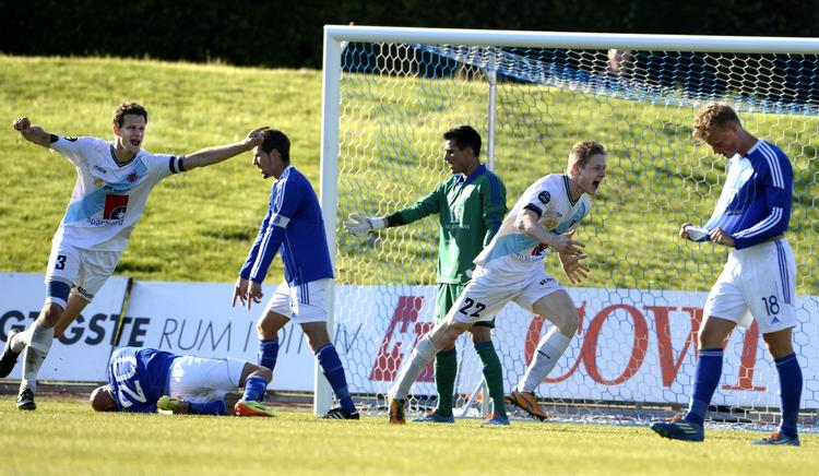 matchbold. Hobro-spillere jubler over en scoring mod Lyngby i kampen i sidste weekend. Nu er Hobro tilbage på førstepladsen, mens Lyngby snublede. 
