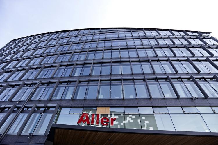 Afsløring. Aller-koncernen med hovedsæde på Islands Brygge har gang i en intern undersøgelse efter afsløringen af brug af ulovligt skaffede oplysninger på ugebladet Se og Hør. 