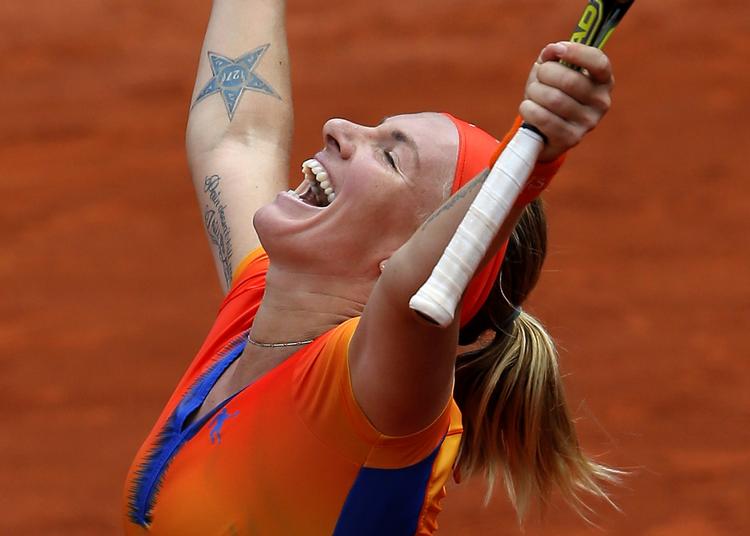 favorit-dræber. En stærkspillende Svetlana Kuznetsova leverede sammen med Petra Kvitova en imponerende dyst i en maraton-kamp ved French Open. 