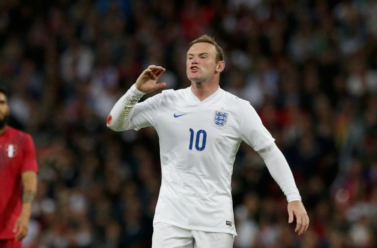 BLEG. Indsatsen mod Peru har fået pressen til at være kritisk overfor Wayne Rooney. 