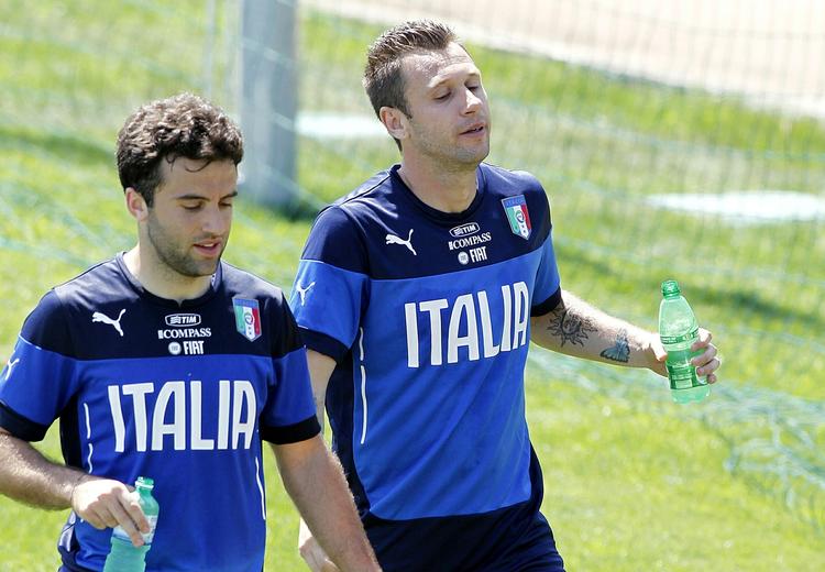 KONKURRENTER. Udtagelsen af den endelig VM-trup sendte Antonio Cassano (th.) til Brasilien og Giuseppe Rossi (tv.) hjem. 