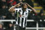 VM-trup. Shola Ameobi fra Newcastle er en af de angribere, der er foretrukket i Nigerias VM-trup frem for nogle af målheltene fra de afrikanske mesterskaber. 