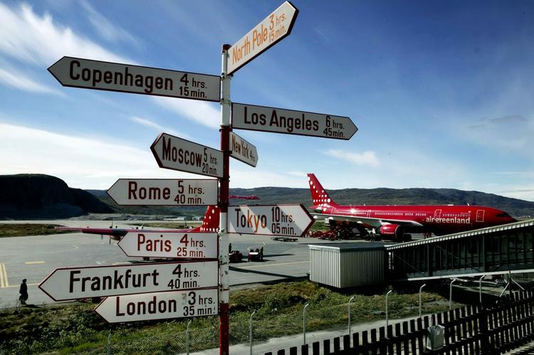 Grønland. Greenland Express skulle tage kampen op mod Air Greenland på flyvninger mellem Danmark og Grønland. Nu vil iværksætter og luftfartsdirektør ud af selskabet. 