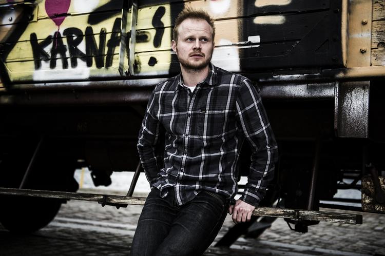 Onsdagsbrandert. Skuespiller og komiker Jonatan Spang guider til Distortion på Nørrebro. 