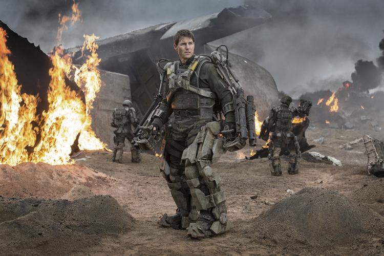 Scifi. Tom Cruise er endnu en gang tilbage i et action-brag. 
