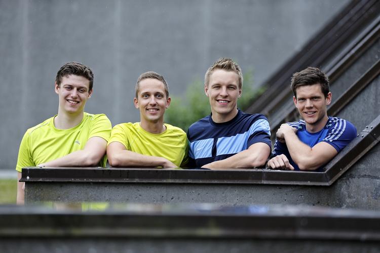FAMILIECURLING. Fælles for Troels Harry, Oliver Dupont, Mikkel Krause og Rasmus Stjerne er, at de alle er i familie med curlingspillere, der har vundet medaljer ved EM. 
