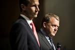 BREV. I et brev til Venstre-medlemmerne beklager formand og næstformand, Lars Løkke Rasmussen og Kristian Jensen, den dårlige kommunikation, der har fundet sted i partiet. 