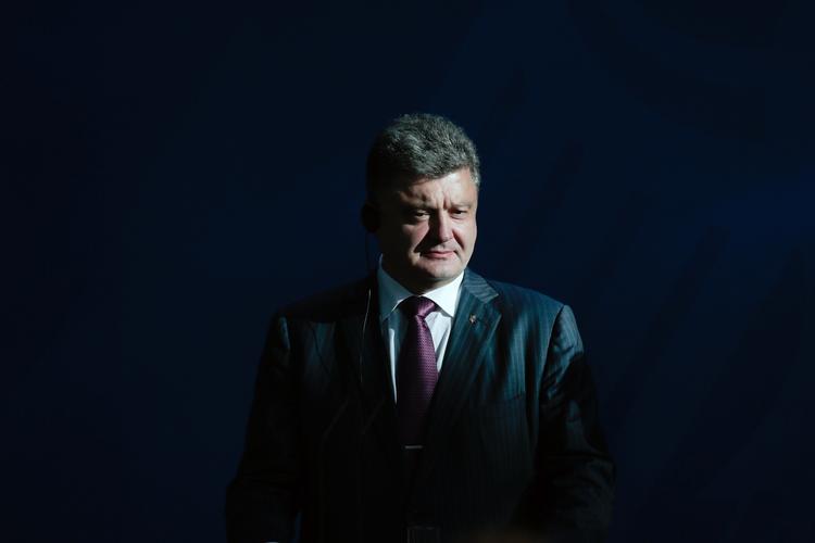 Politiker. Han har både været forsvars- og udenrigsminister. Fra i dag af kan Petro Porosjenko kalde sig ukrainsk præsident. 