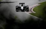 Kampklar. Kevin Magnussen ligger blandt andet og slås med holdkammerat Jenson Button om placeringerne i den gode ende af midterfeltet. 