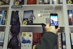 litteratur. De to kvinder bag app'en mener, at app-formatet passer perfekt til moderne kvinder. 