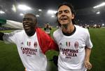 SKIFTEDAG. Som aktive spillede de sammen, men nu er det Filippo Inzaghi (th.), der skal afløse Clarence Seedorf. 
