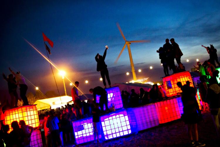 Fest. Det er ikke altid lige nemt at få overblik over de mange forskellige fester på årets festivaler. Her fra Roskilde festival 2011. 