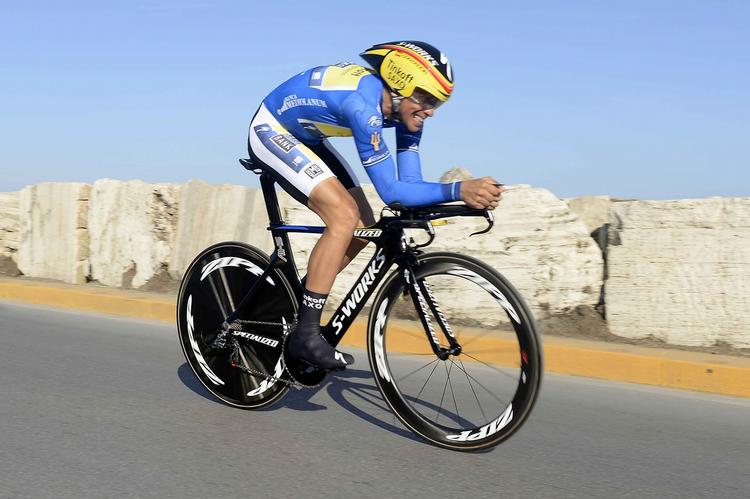 UDFORDRING. Med en imponerende solooffensiv viste Alberto Contador, at han er trimmet til næste måneds store franske opgave. 