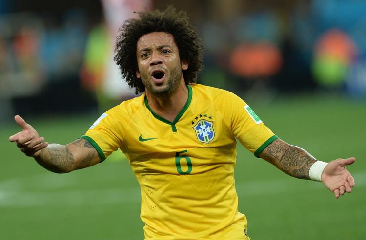 37. Da Marcelo puffede bolden over stregen var det VM's seævmål nummer 37, men det første af en brasilianer. To gange tidligere har et hold, der kom bagud på et selvmål, vundet en VM-kamp; Holland mod Italien i 1978, da Ernie Brandts scorede for begge hold, og Spanien mod Paraguay i 2002. 