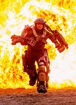 Action. Tom Cruise kan trække folk i biograferne som hovedrolle i det nye scifi-drama 'Edge of Tomorrow'. 