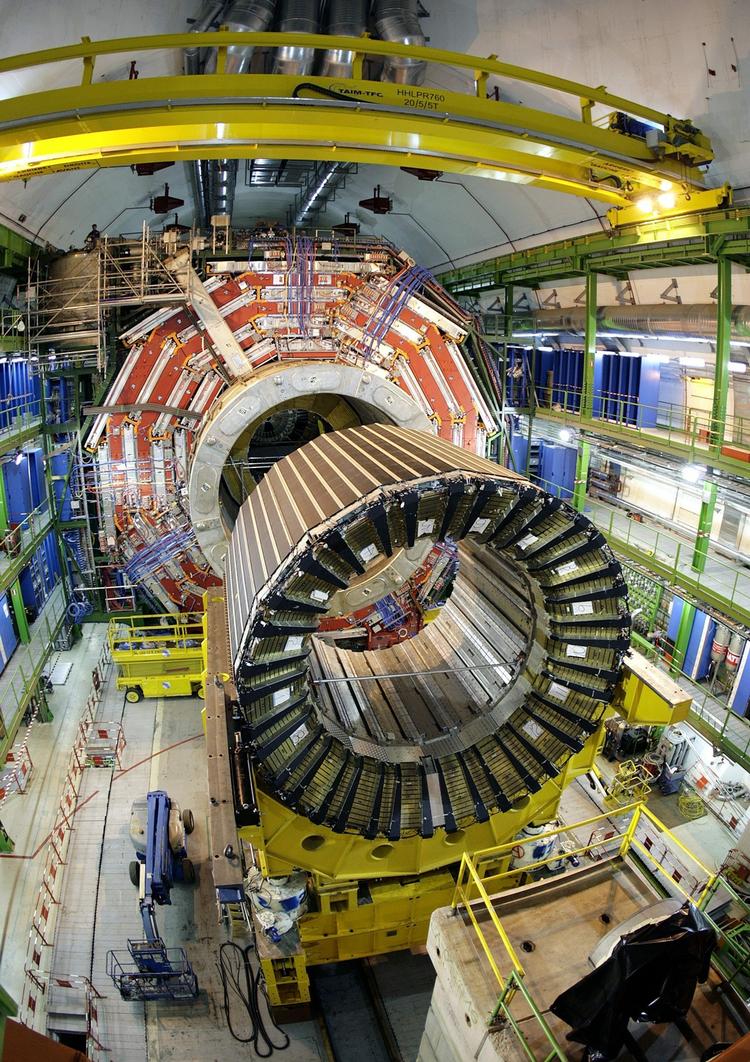 Maskinrum. På Cern er de ved at lave forbedringer på maskinen Tunes. Den startes først igen næste år - med dobbelt så stor energi, som Higgs-partiklen blev opdaget ved. 