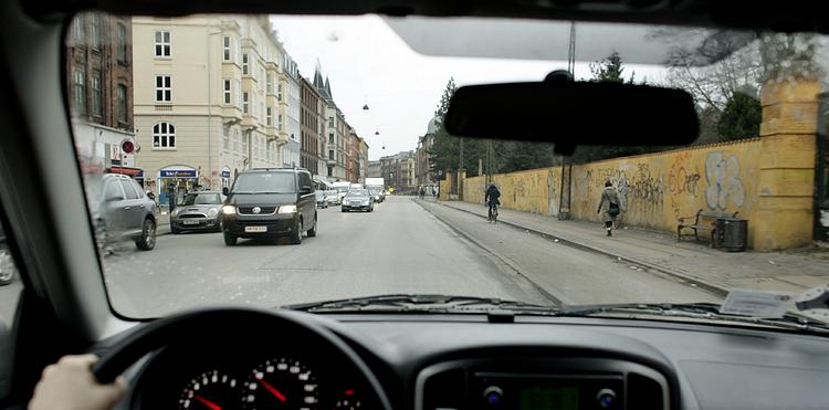 KONCENTRATIONSBESVÆR. Ubehandlet høfeber giver slinger på vejene, viser nyt studie. 