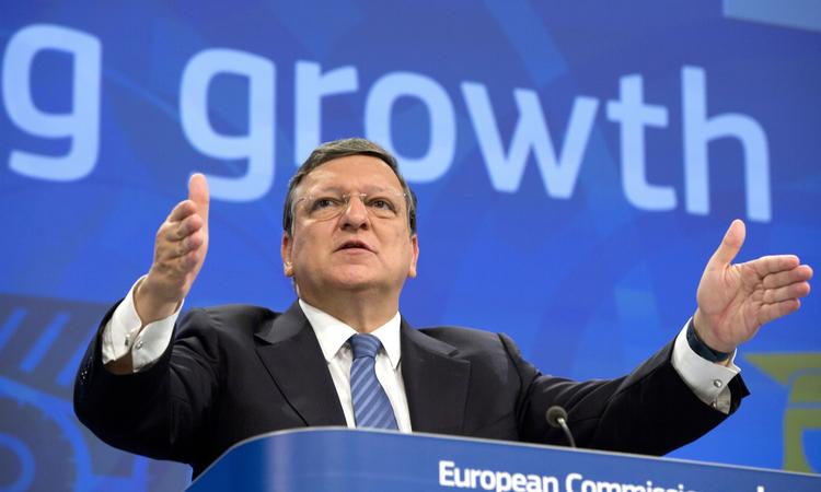 øvdag. Vækst er trylleordet i EU, men formanden for EU-Kommissionen, Jose Manuel Barroso, må endnu engang konstatere, at inflationen er bekymrende lav. 