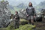 Slut. Det umage par, Arya Stark og The Hound, skilles endegyldigt i finaleafsnittet af sæson 4 af 'Game of Thrones'. De spilles af henholdsvis Maisie Williams og Rory McCann. 