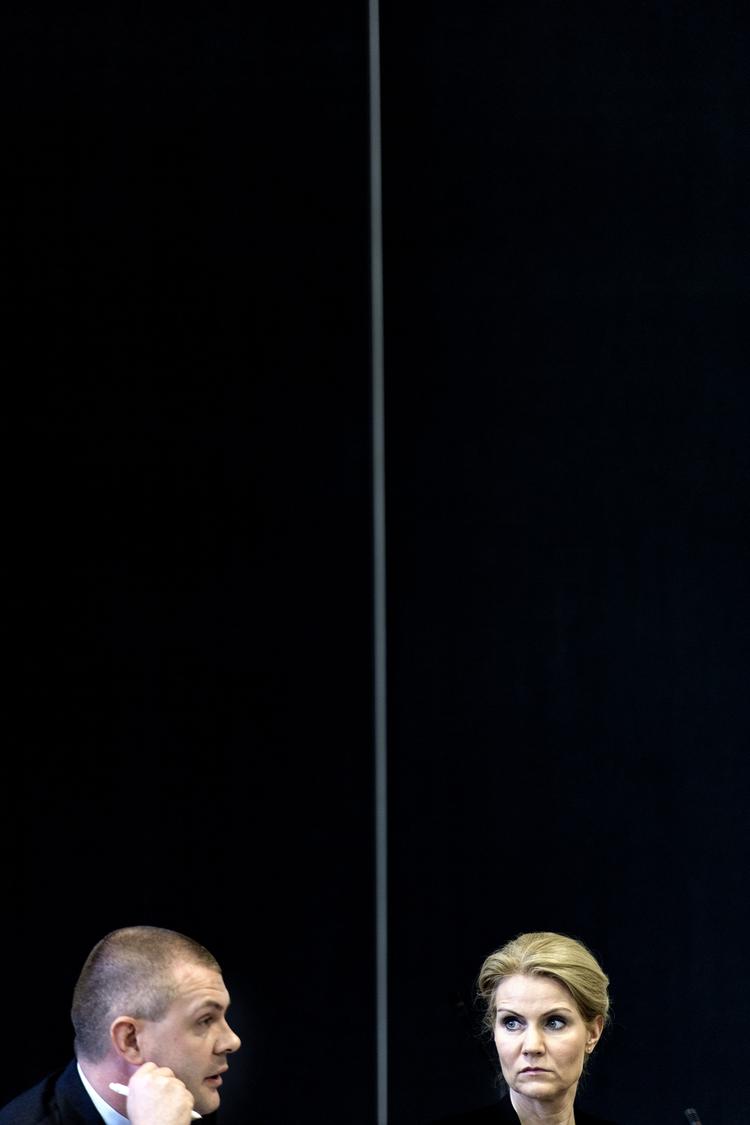 Budgetmestre. De luner i statskassen, de skattekroner, som regeringen med Helle Thorning-Schmidt og Bjarne Corydon i spidsen kan sætte ind på husholdningsbudgettet. 