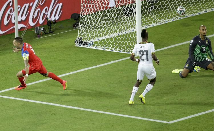 1-0. 29 sekunder gik der, før USA førte 1-0 mod Ghana på anfører Clint Dempseys scoring. 