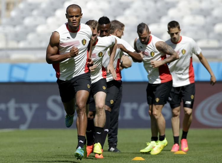 Anfører. Belgien stiller med en stjerneparade af superstjerner til VM. De føres an af Manchester Citys anfører Vincent Kompany. 