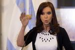 AFVISNING. Cristina Fernández er oprørt over dommen, der betyder, at Argentina omgående skal betale flere milliarder kroner til en række amerikanske investorer. 
