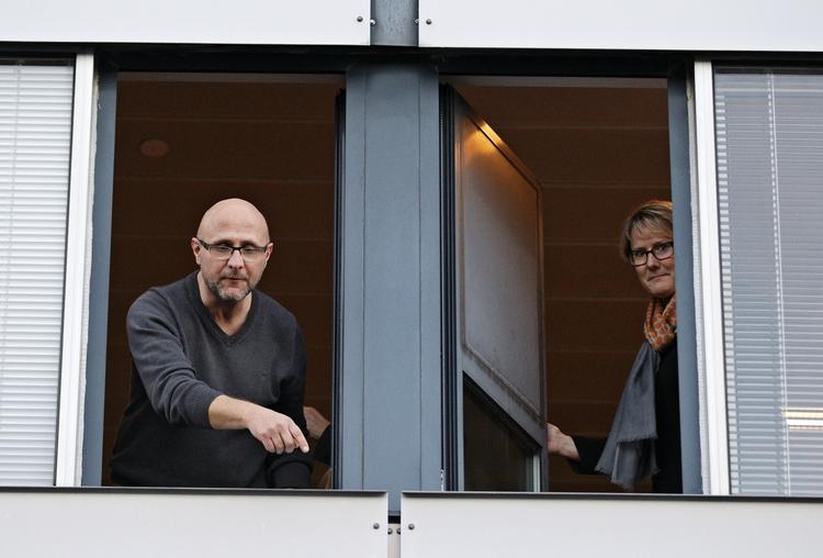 aftale! SAS var gennem sin seneste store sparerunde i november 2012, men nu skal selskabet gennem en ny. Billedet er fra 2012, hvor forretningsfører i kabinepersonalets fagforening CAU, Steen Vendelboe, og formand for FTF, Bente Sorgenfrey, fra 2. sal meddelte, at de som de sidste havde indgået en aftale. 