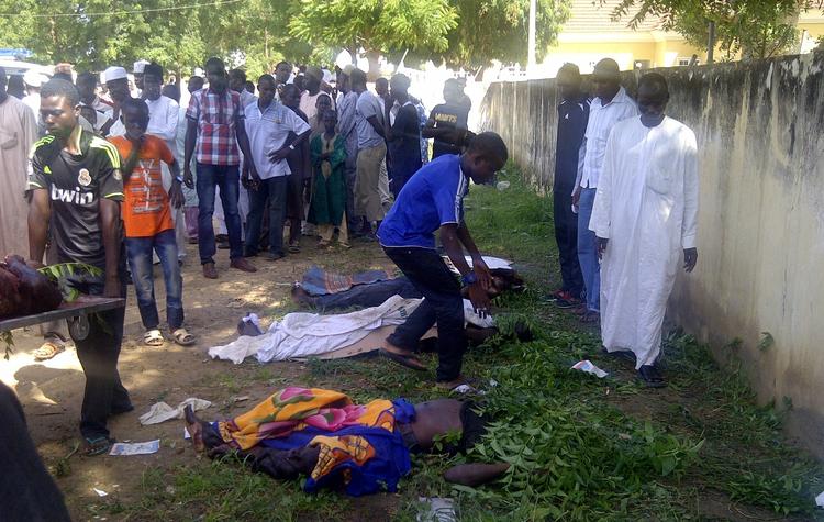 Internationalt. Flere gange tidligere har der været bombeangreb i Yobe-regionen i Nigeria. Dette billede er fra sidste år, hvor bevæbnede mænd dræbte flere på et universitet. 