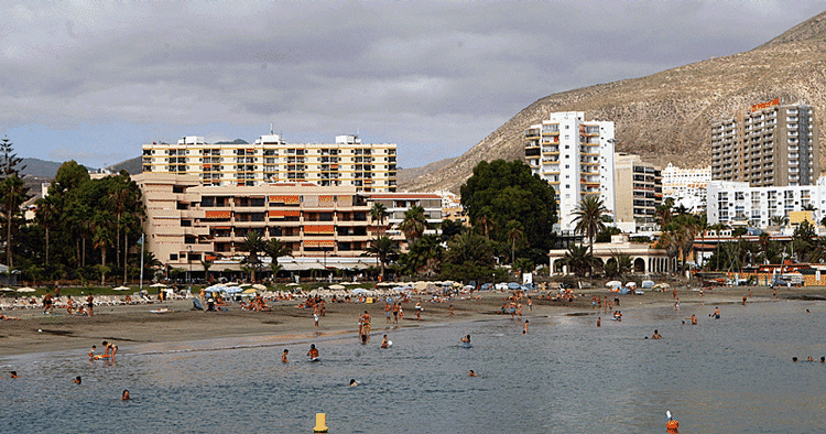Danskerdarling. Tenerife er en klassiker blandt danske feriedestinationer. 
