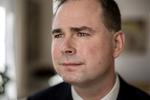 Nicolai Wammen skal svare på, hvordan lovgivningen giver tilladelse til den form for overvågning, som NSA ifølge Edward Snowden har foretaget i Danmark. 
