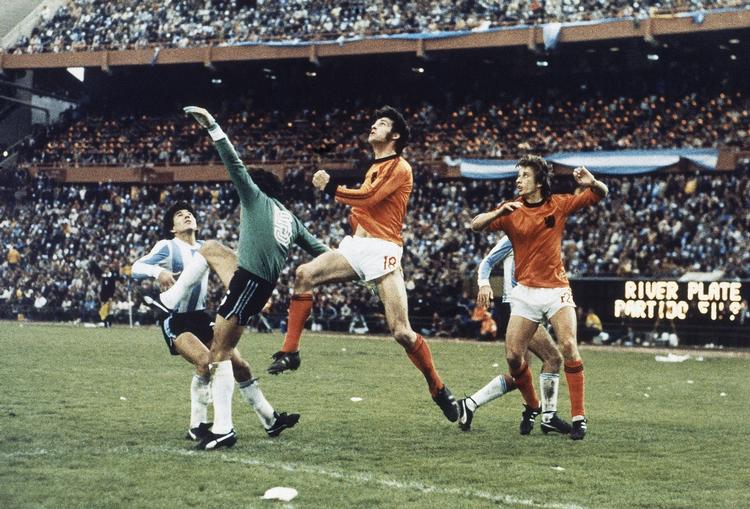 Yndlinge. De orange hollændere  spillede fantastisk fodbold under VM i Argentina i 1978, men tabte i finalen til værtsnationen. 
