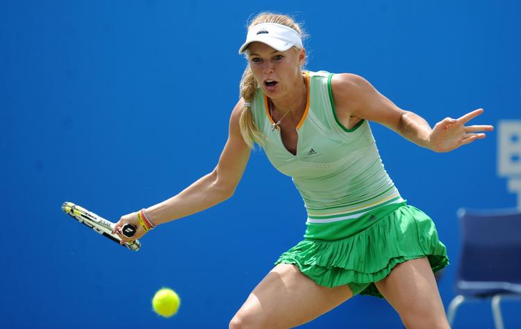 Formtest. Caroline Wozniacki i duel med tyske  Angelique Kerber i semifinalen i Eastbourne. 