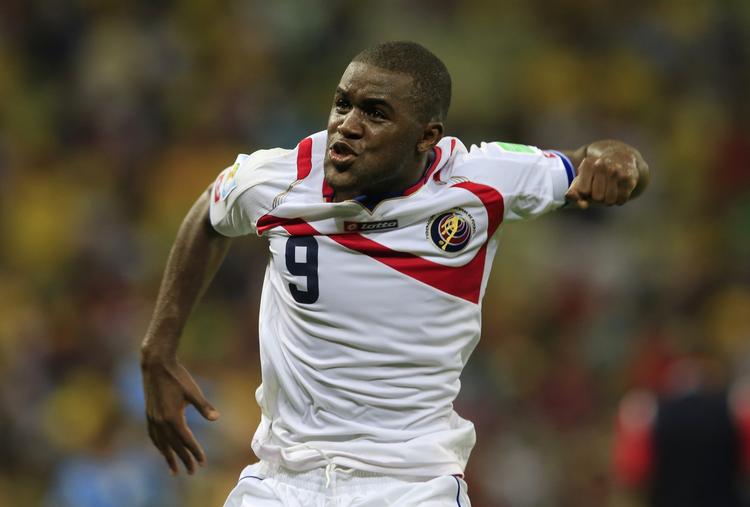 Komet. Joel Campbell har været udlejet til græske Olympiakos, fordi han ikke har kunnet opnå arbejdstilladelse i England. Et godt VM-ridt og flere kampe i benene i Brasilien kan få ham gennem nåleøjet hos de restriktive britiske  myndigheder. 