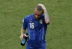 SKADET. Daniele De Rossi er det defensive anker på Italiens midtbane. Mod Uruguay er han sandsynligvis ude. 
