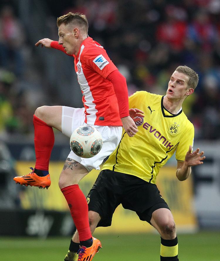 danskerklub. Niki Zimling (tv) har spillet sig ind til en fast plads på holdet i Mainz. 