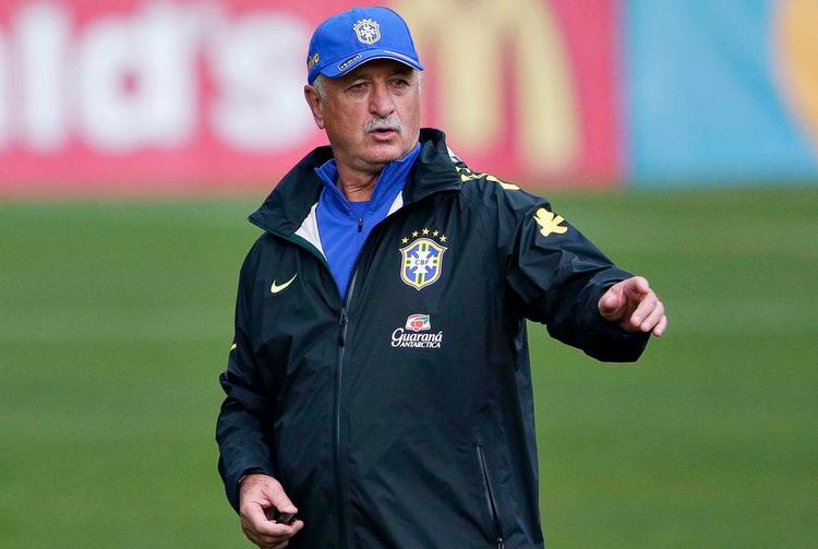 samlingspunkt. Brasilianerne kan godt være uenig med Luiz Felipe Scolari om taktikken på banen, men de respekterer ham højt som person. 