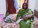 løsladt. Den 27-årige Meriam Yahia Ishag, der har siddet fængslet efter at være blevet dømt til døden for at have konverteret fra islam til kristendom, er løsladt fra et fængsel i Khartoum, Sudan, uden forklaring. Med sig i fængslet havde hun sin 18 måneder gamle søn, Martin, og som nyfødte lille pige, som hun fødte i fængslet. 