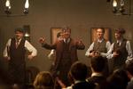 Ir-cialisme. Ken Loach byder op til dans og solidaritet i sin sidste spillefilm, 'Jimmy's Hall'. Barry Ward (i midten) spiller Jimmy. 