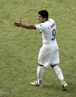 KONTROVERSIEL. To gange tidligere i karrieren har Luis Suarez bidt en modspiller. Nu beskyldes han for at have gjort det igen. 