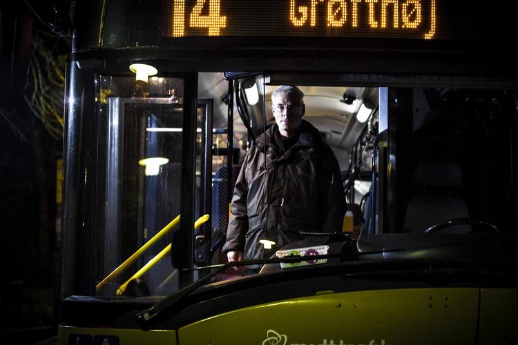 krævende. Det bliver stadig hårdere at være kontrollør i bybusserne. Sidste år stod Leif Hansen, der er tillidsmand for kontrollører i Aarhus, frem i Jyllands-Posten og  fortalte om problemerne. 