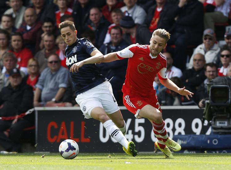 TALENT. Et talent med store muligheder, kalder Ryan Giggs den 18-årige Luke Shaw (th.). 
