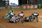 FART. Niels-Kristian Iversen (rød hjelm) tilfredsstillede hjemmepublikummet i Parken og triumferede i det danske grandprix. 