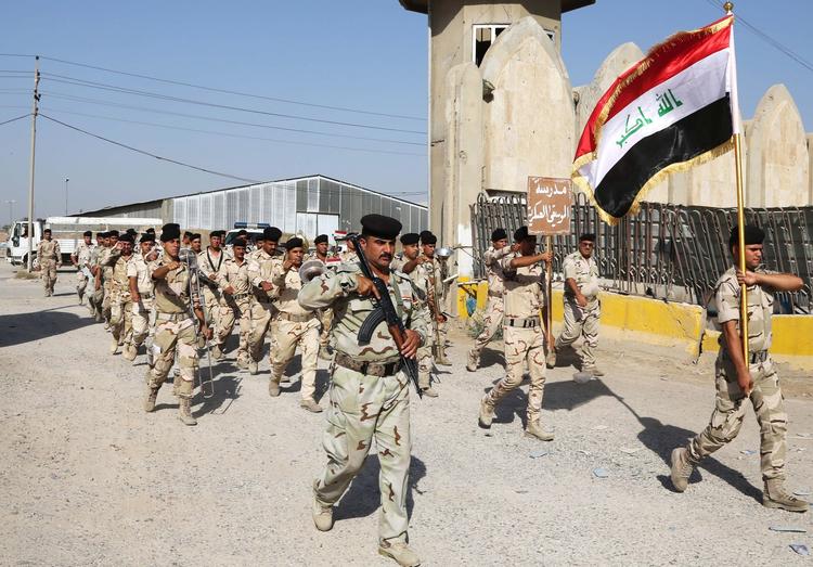 Nederlag. Den irakiske hær måtte i nat trække sig tilbage til en lille by 25 kilometer fra Tikrit, rapporterer britiske BBC. 