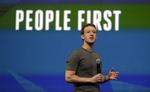 Manipulation. Facebook og stifter Mark Zuckerberg kritiseres for at have manipuleret de nyheder, der optræder på brugernes væg på det sociale medie. 