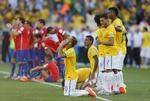 Forløsning. Neymar holdt hovedet koldt, snød målmanden, scorede på straffe mod Chile og bragte Brasilien videre til VM-kvartfinalen. Ikke alle er lige så gode til at håndtere presset. 