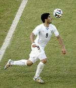 suarez. Uruguays præsident har nu også blandet sig i debatten om en vis bide-episode under VM. 